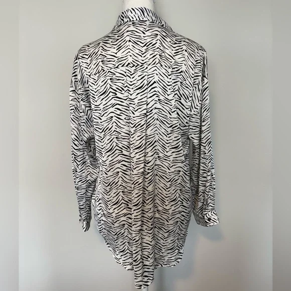 Zara Zebra Print Button Down Blouse XS Silky Long Sleeve - Picture 4 of 9